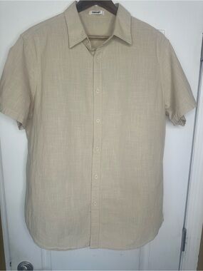 Coofandy  Beige Short-Sleeve 100% Cotton Button-Down Shirt. Size L.